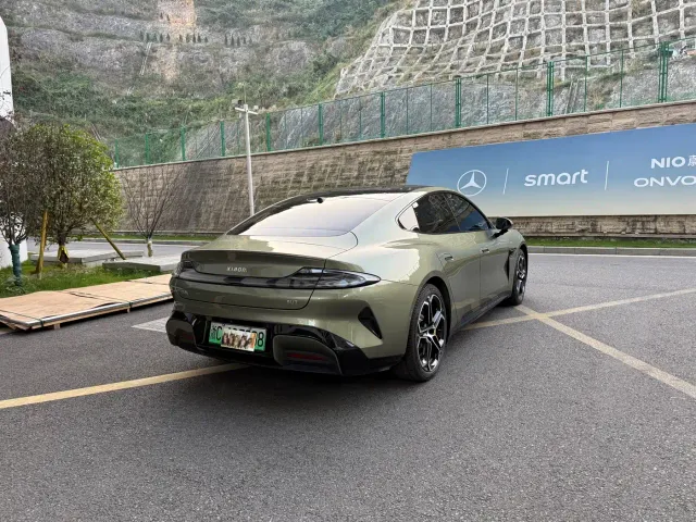Xiaomi SU7 — Фото автомобиля 9