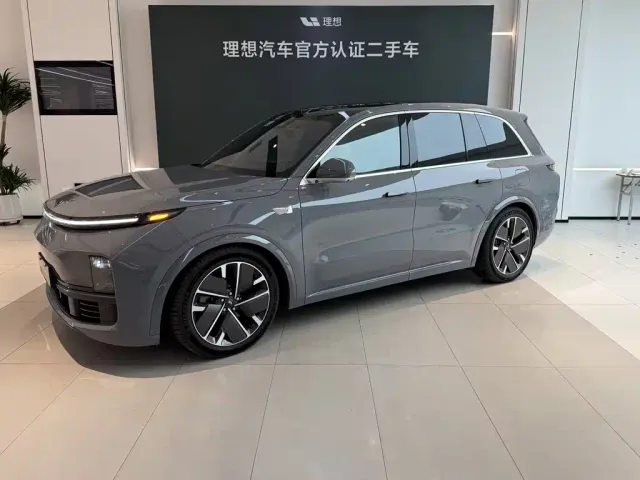 Фотография автомобиля — Li Auto L8