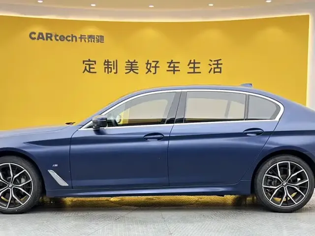 BMW 5 Series — Фото автомобиля 5