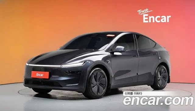 Фотография автомобиля — Tesla Model Y