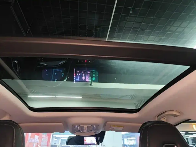 Roewe RX5 — Фото автомобиля 17
