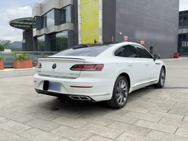 Volkswagen CC — Фото автомобиля 11