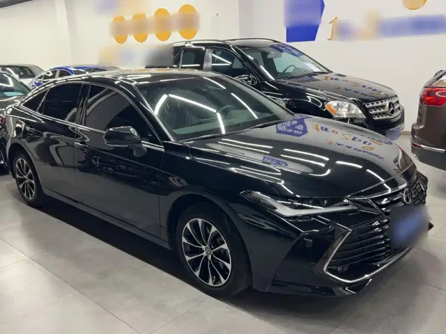 Toyota Avalon — Фото автомобиля 8