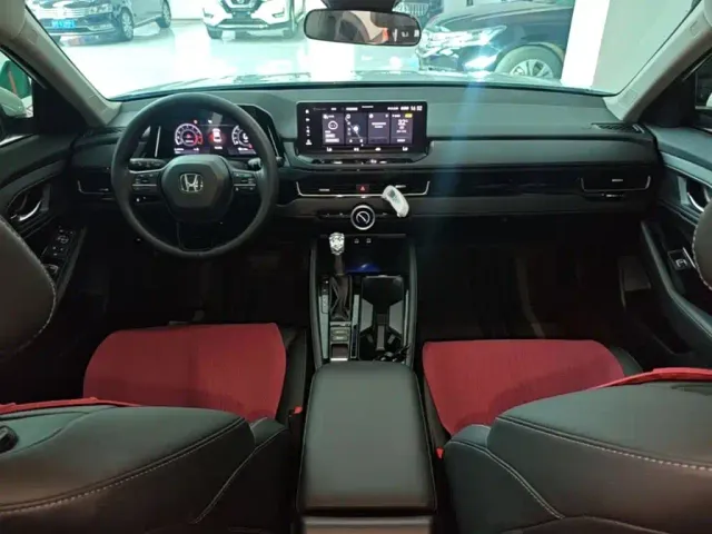 Honda Inspire — Фото автомобиля 5