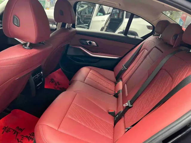 BMW 3 Series — Фото автомобиля 6