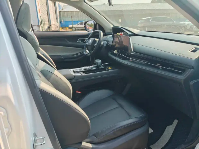 Changan Qiyuan Q05 — Фото автомобиля 4