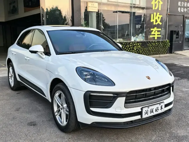 Porsche Macan — Фото автомобиля 3