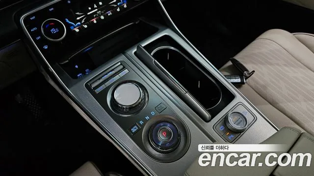 Genesis GV80 — Фото автомобиля 9