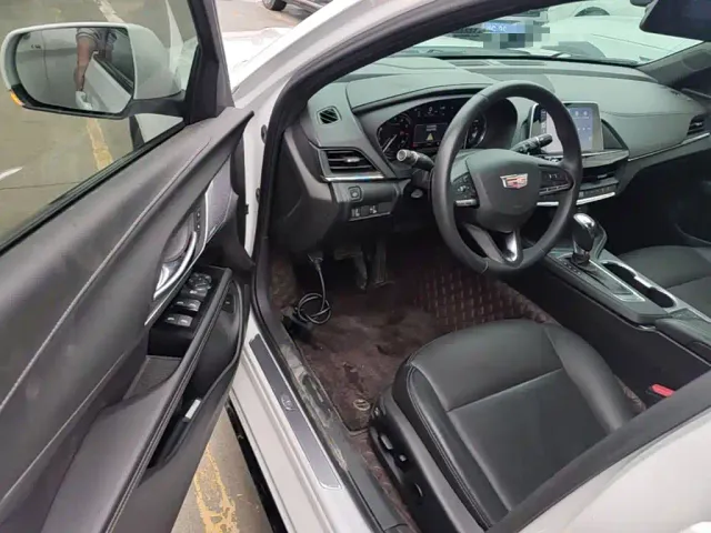 Cadillac CT4 — Фото автомобиля 11