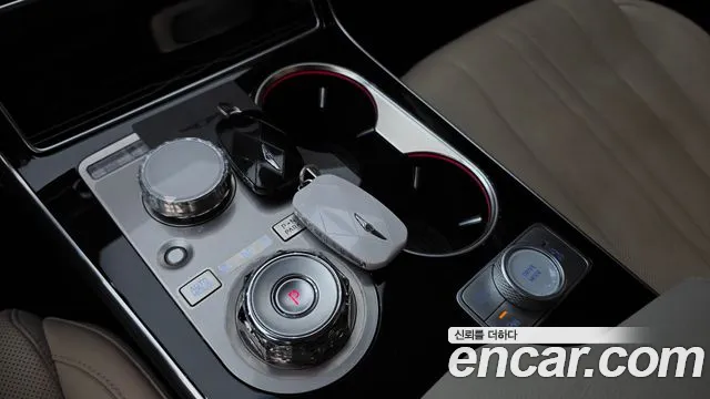 Genesis GV80 — Фото автомобиля 9