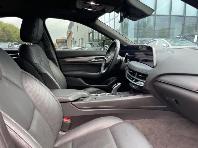 Cadillac CT5 — Фото автомобиля 13