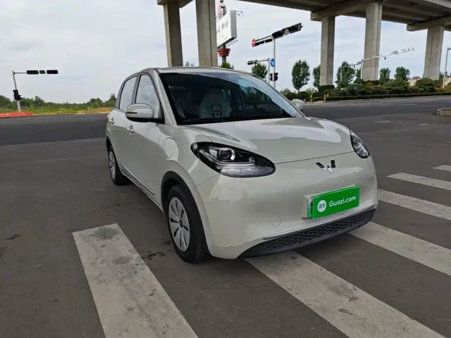 Wuling Bingo — Фото автомобиля 3