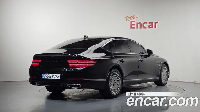 Фотография автомобиля — Genesis G80 RG3