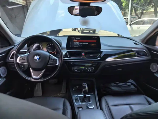 BMW 1 Series — Фото автомобиля 9