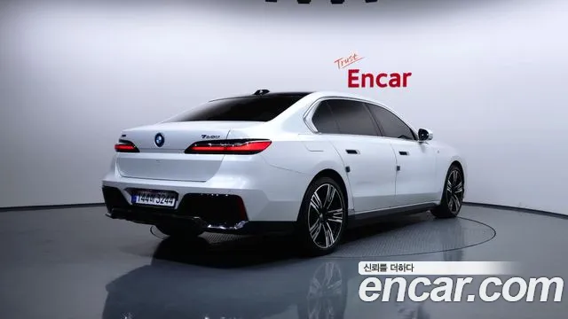 BMW 7-Series 7 серия (G70) — Фото автомобиля 2