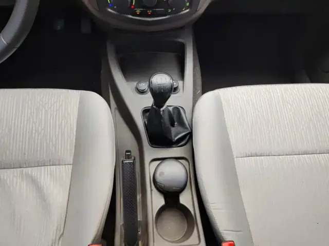 Wuling Hongguang — Фото автомобиля 16