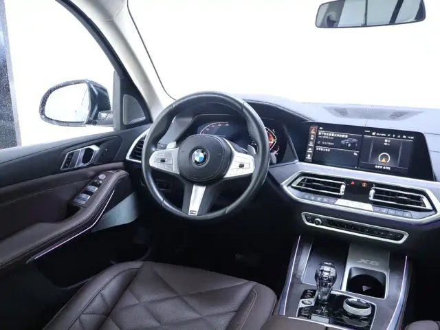 BMW X5 — Фото автомобиля 14