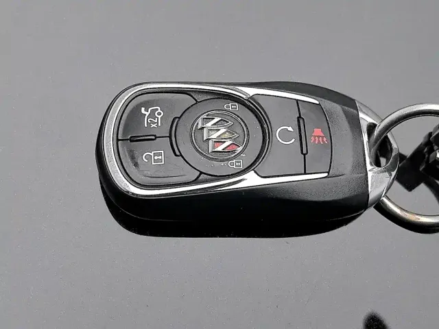 Buick LaCrosse — Фото автомобиля 19