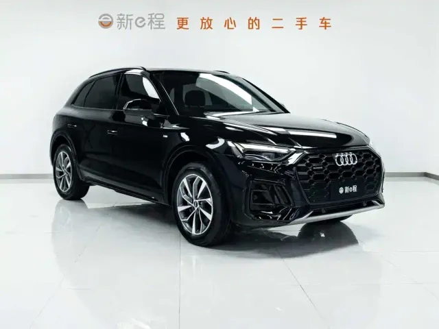 Audi Q5L — Фото автомобиля 3