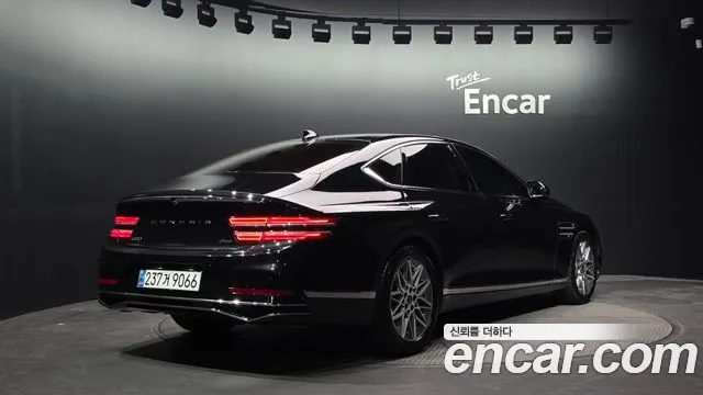 Genesis G80 RG3 — Фото автомобиля 2
