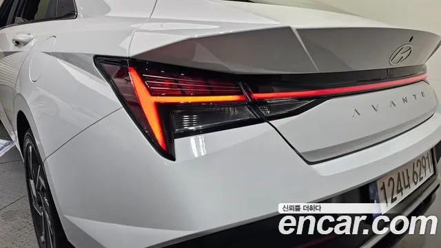 Hyundai Avante CN7 — Фото автомобиля 22