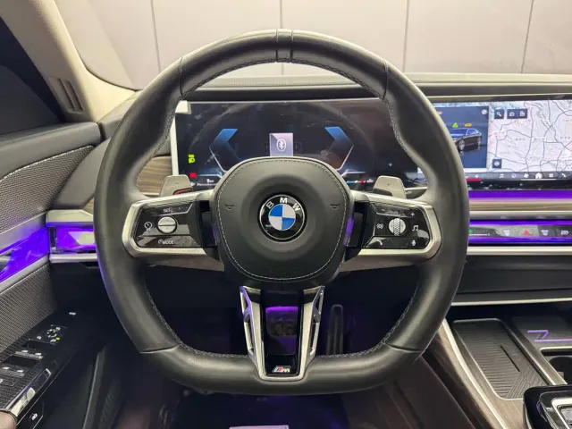 BMW 7 Series — Фото автомобиля 6