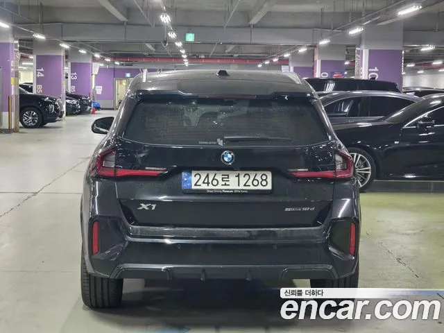 BMW X1 U11 — Фото автомобиля 4