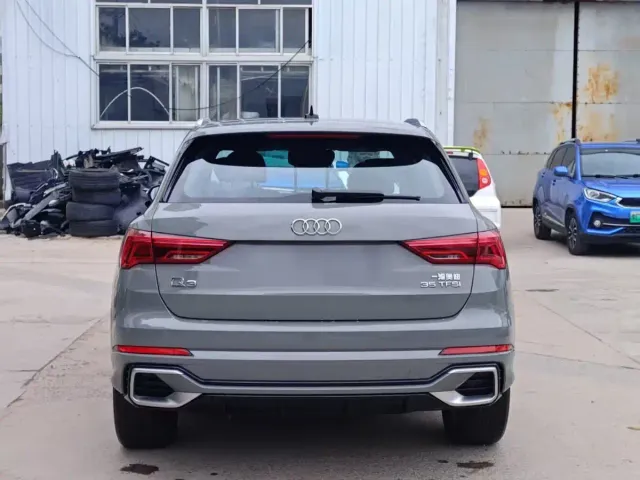 Audi Q3 — Фото автомобиля 3