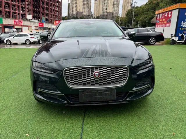 Jaguar XEL — Фото автомобиля 2