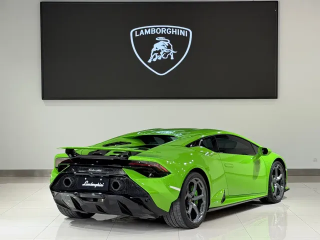 Lamborghini Huracan — Фото автомобиля 5