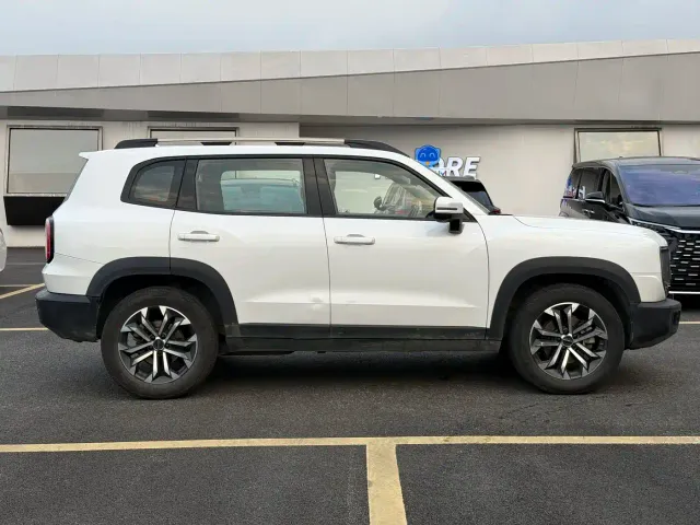 Haval Big Dog — Фото автомобиля 9