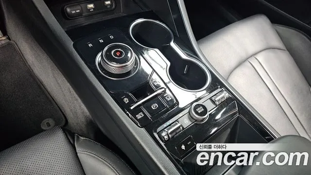 Kia K5 — Фото автомобиля 9