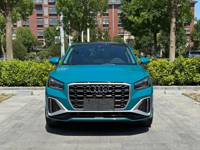 Audi Q2L — Фото автомобиля 2