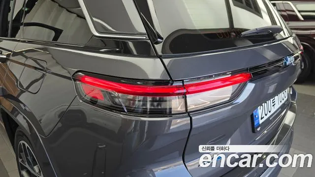 Jeep Cherokee — Фото автомобиля 20
