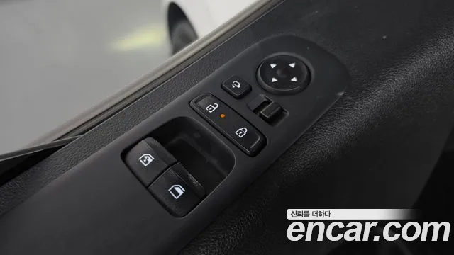 Hyundai Staria — Фото автомобиля 30
