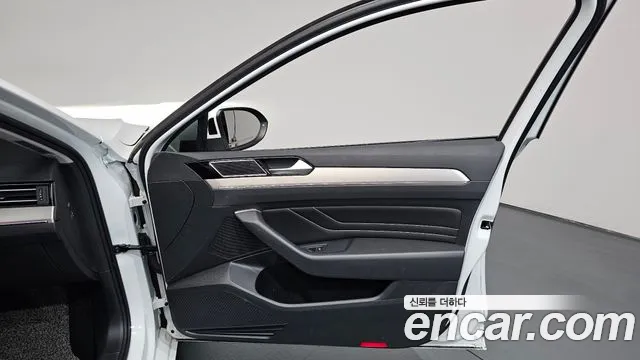 Volkswagen Passat Passat GT(B8) 2.0 TDI Prestige — Фото автомобиля 17