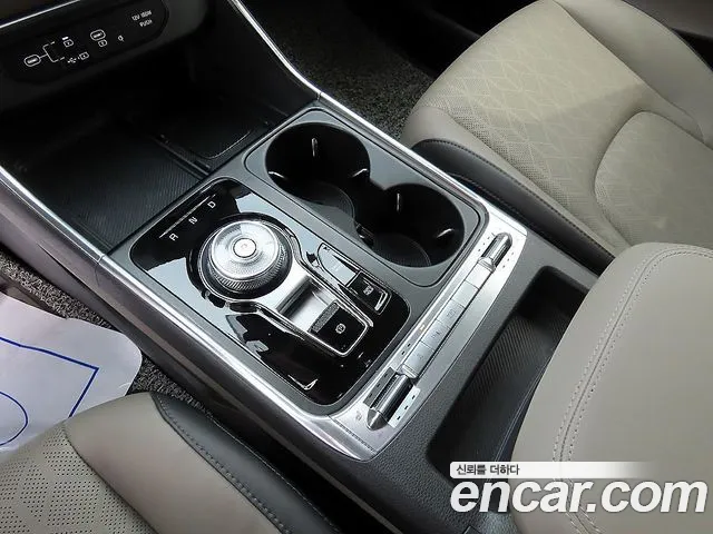 Kia Canival Новый Carnival 4 поколение Бензин 9 мест Noblesse — Фото автомобиля 11