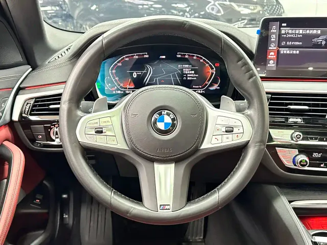 BMW 5 Series — Фото автомобиля 18