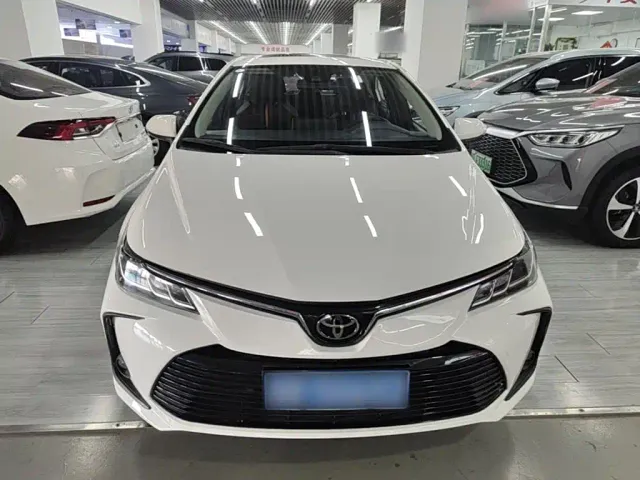 Toyota Corolla — Фото автомобиля 2