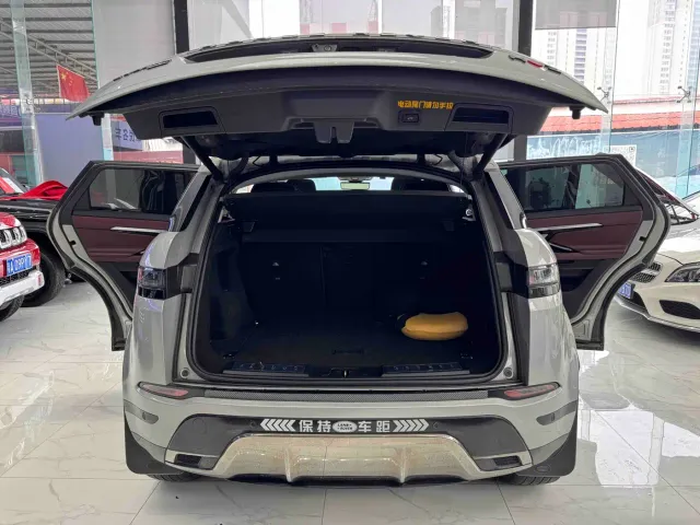 Land Rover Range Rover Evoque 2021 Range Rover Evoque L 249PS R-Dynamic SE Luxury Edition — Фото автомобиля 29