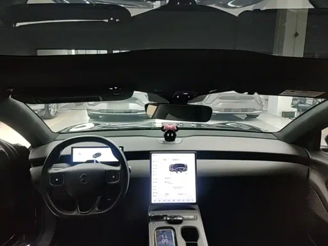 Nio ET5 Touring — Фото автомобиля 17