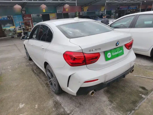 BMW 1 Series — Фото автомобиля 4