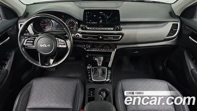 Kia Seltos — Фото автомобиля 10