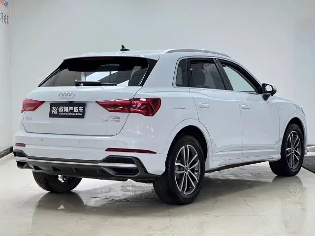 Audi Q3 — Фото автомобиля 4