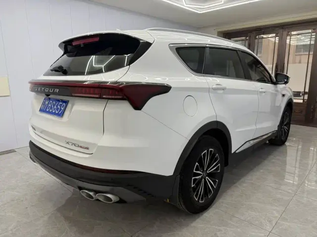 Jetour X70 Plus — Фото автомобиля 5