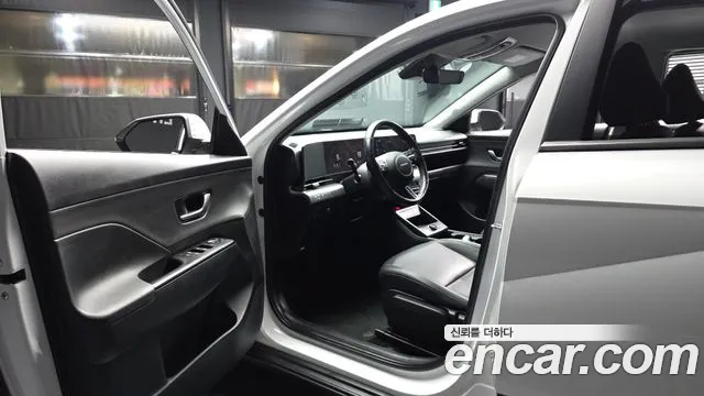 Hyundai Kona SX2 — Фото автомобиля 15
