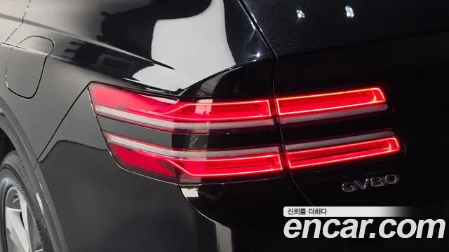 Genesis GV80 — Фото автомобиля 8