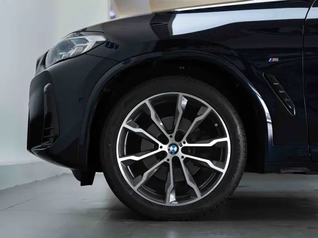 BMW X3 — Фото автомобиля 9