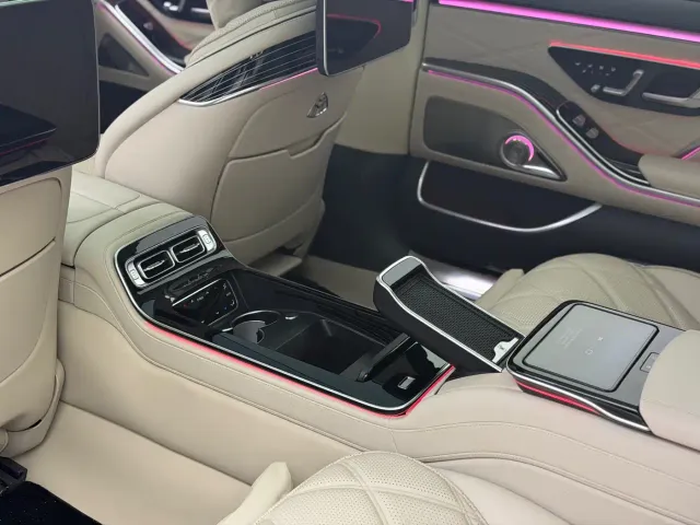 Mercedes-Benz Maybach S-Class — Фото автомобиля 9