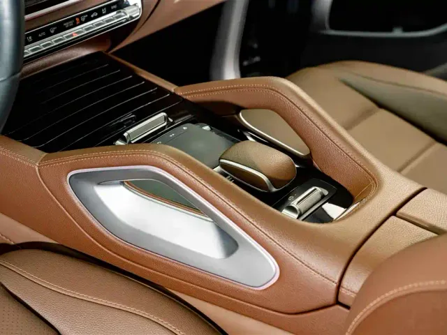Mercedes-Benz GLE-Class — Фото автомобиля 15